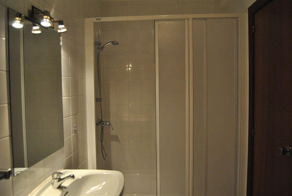 Gasthuis Hostal Palas 3*